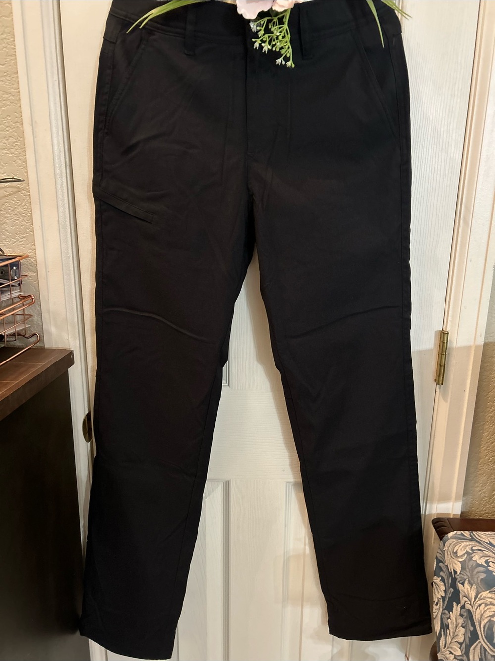 Gerry Weber Black Cargo hiking Pants with Side Utility Pocket size 30X32.